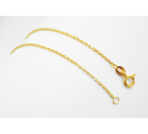 Elegant Chains, available in gold, silver and rose gold